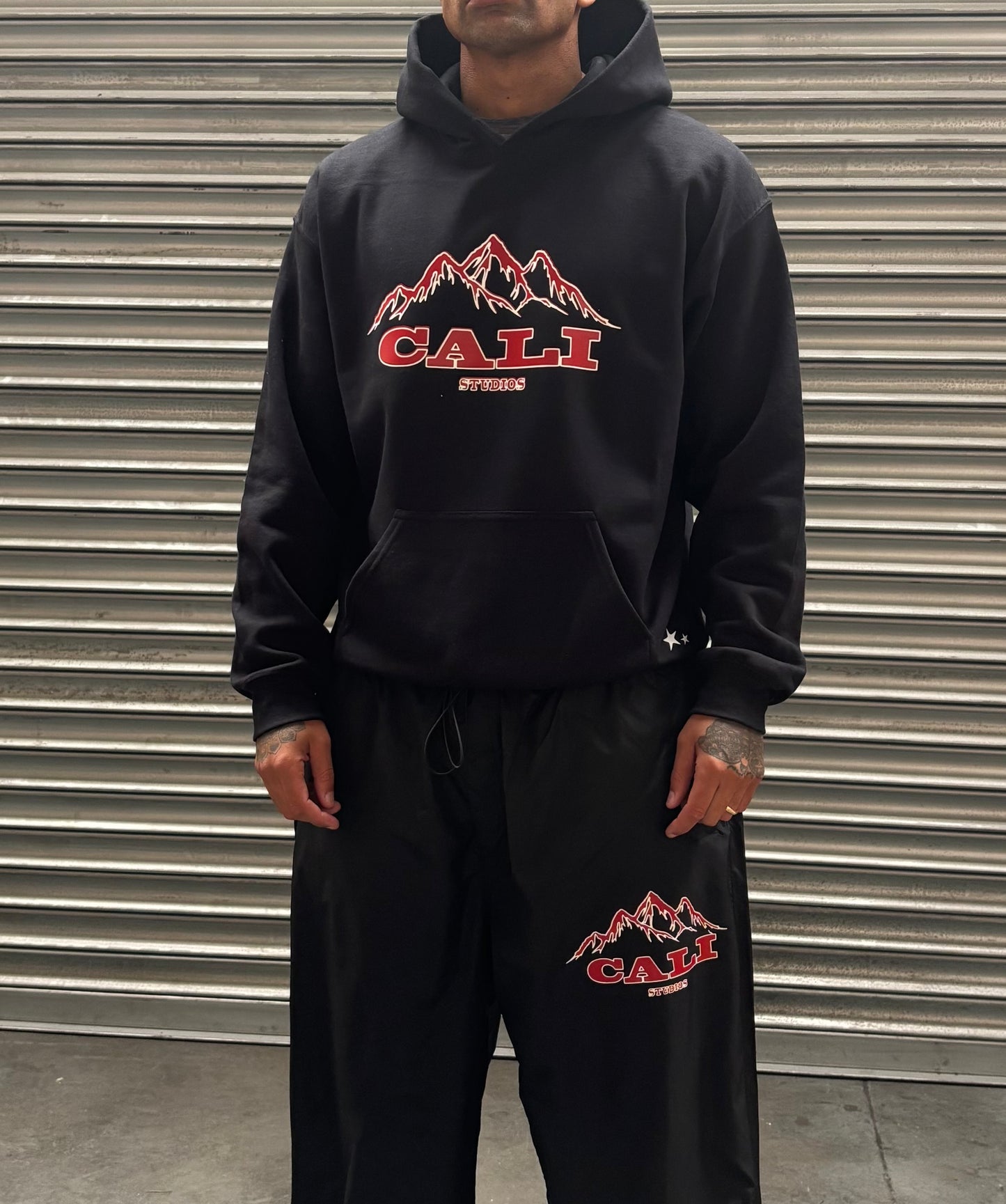 Mount Hoodie - Black
